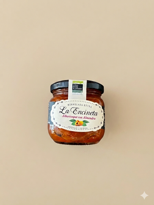 Mermelada de albaricoque con almendra